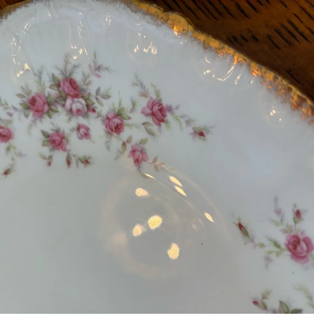 Vintage Paragon Victoriana Rose cake plate